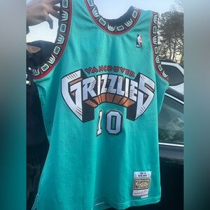 Mitchell & Ness Vancouver Grizzlies Teal Jersey